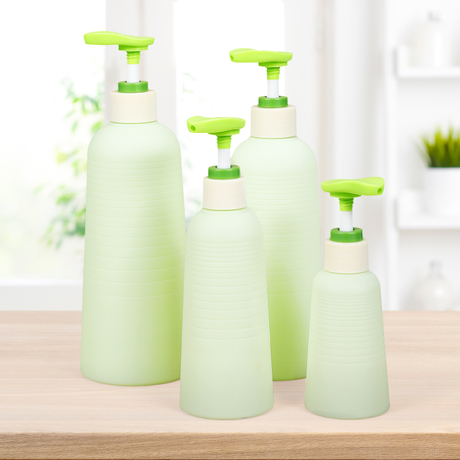 Green Squeezable Travel Shampoo and Conditioner Bottle With Pump
