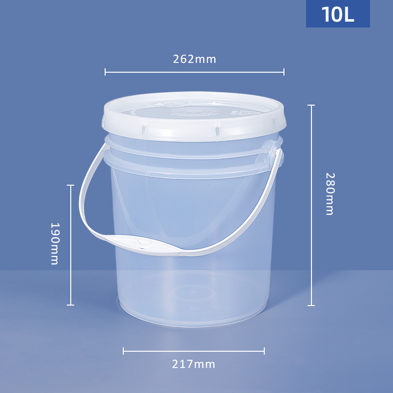 Choosing the Right Plastic Bucket for Your Car Shampoo